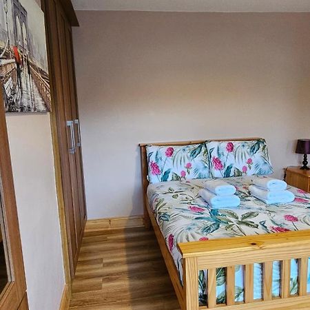 Reed Warbler Cottage Балинроуб Екстериор снимка